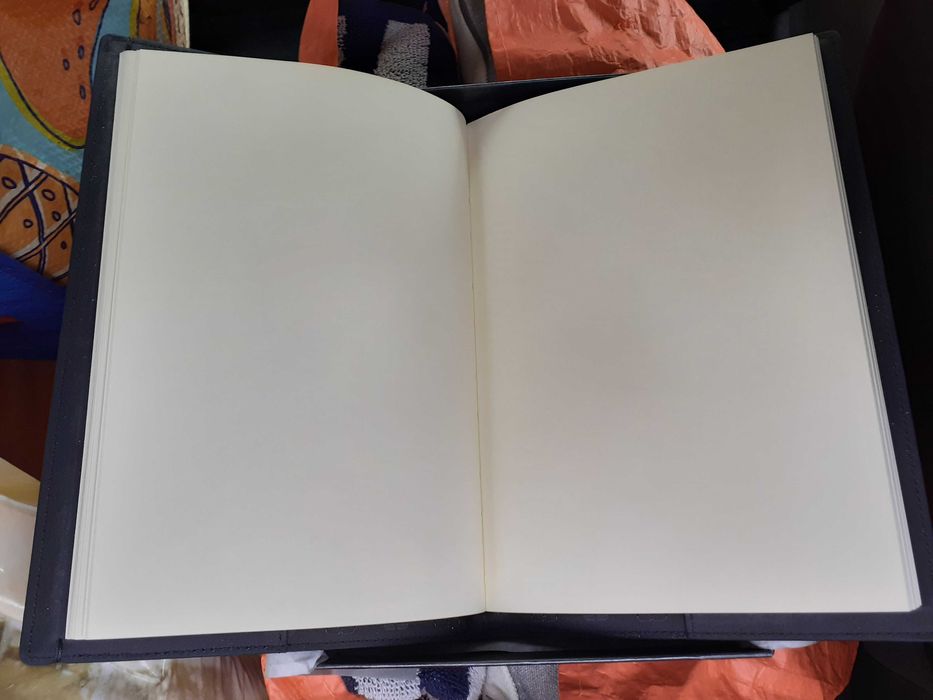 Agenda de birou BMW cu coperti din piele