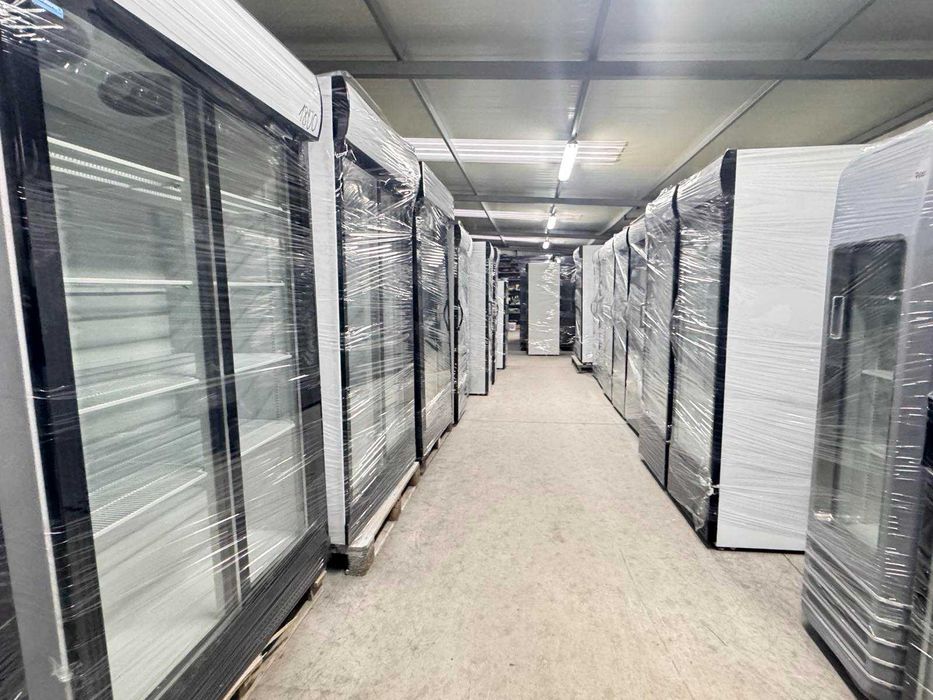 Хладилни Витрини -Вертикални , Плюсови