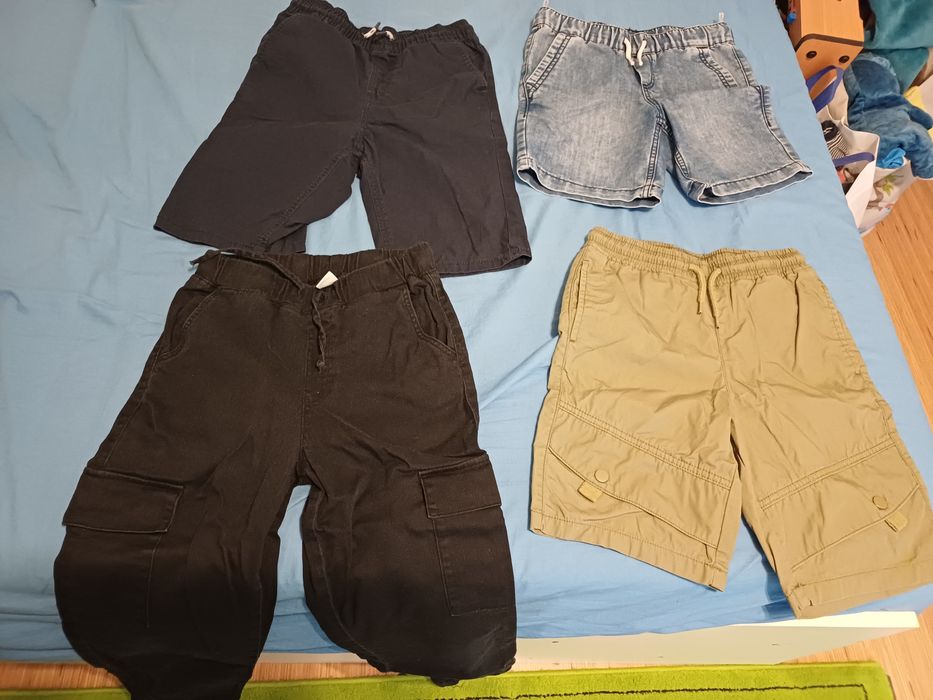 Pantaloni scurți / lungi marimea 134 140