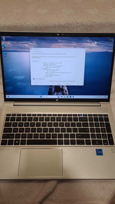 Laptop Business  HP EliteBook 450 G8 , i5-1135G7 , tastatura luminata