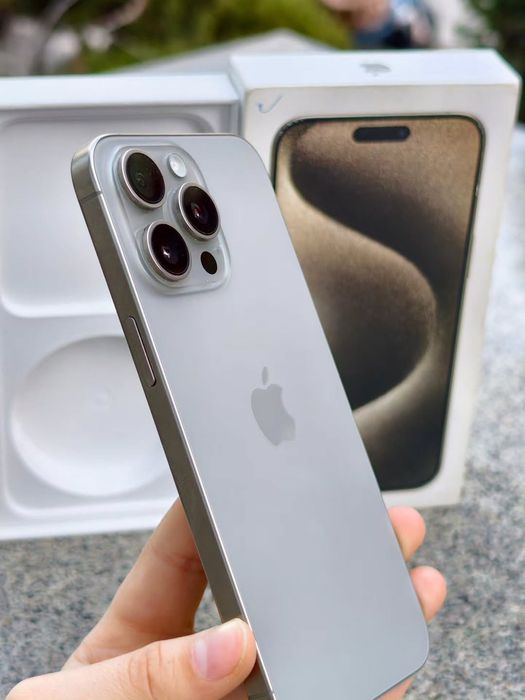 iPhone 15 Pro Max 256 GB