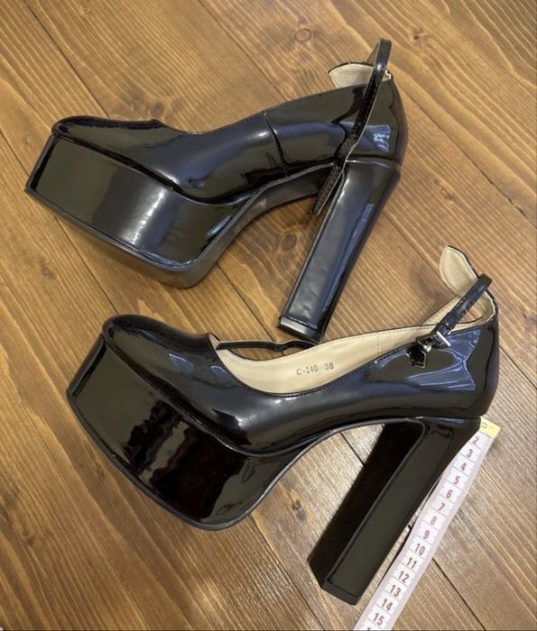Дамски обувки 38 номер