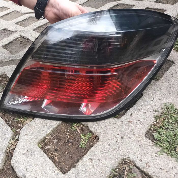 Оригинален десен стоп за Опел астра GTC