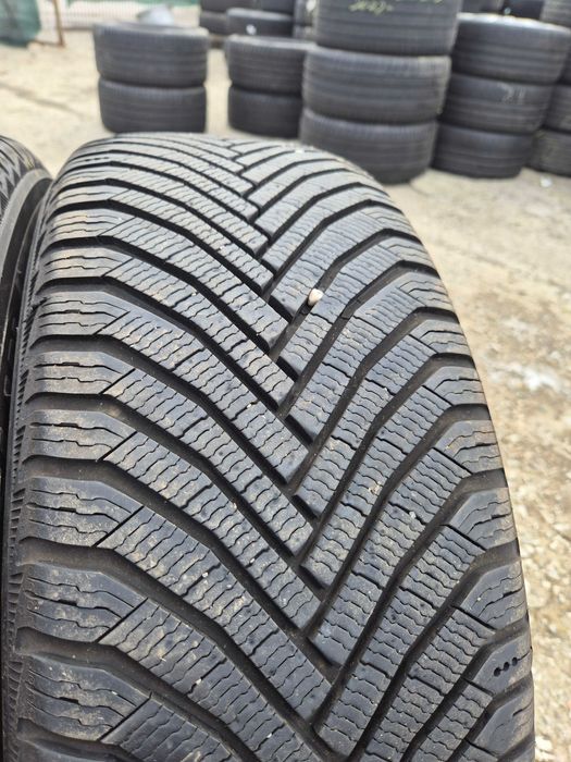 2 Anvelope de IARNA - 225/55/17 - Michelin 7 - CA UNELE NOI DOT 2024