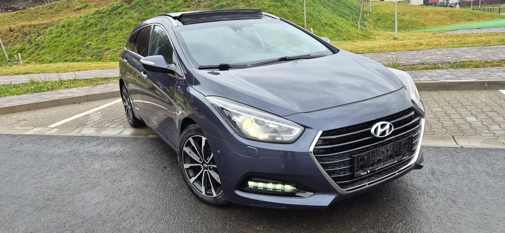 Hyundai i40 Facelift 1.6CRDi 116cp Automat 7+1 Viteze Navigatie Camere