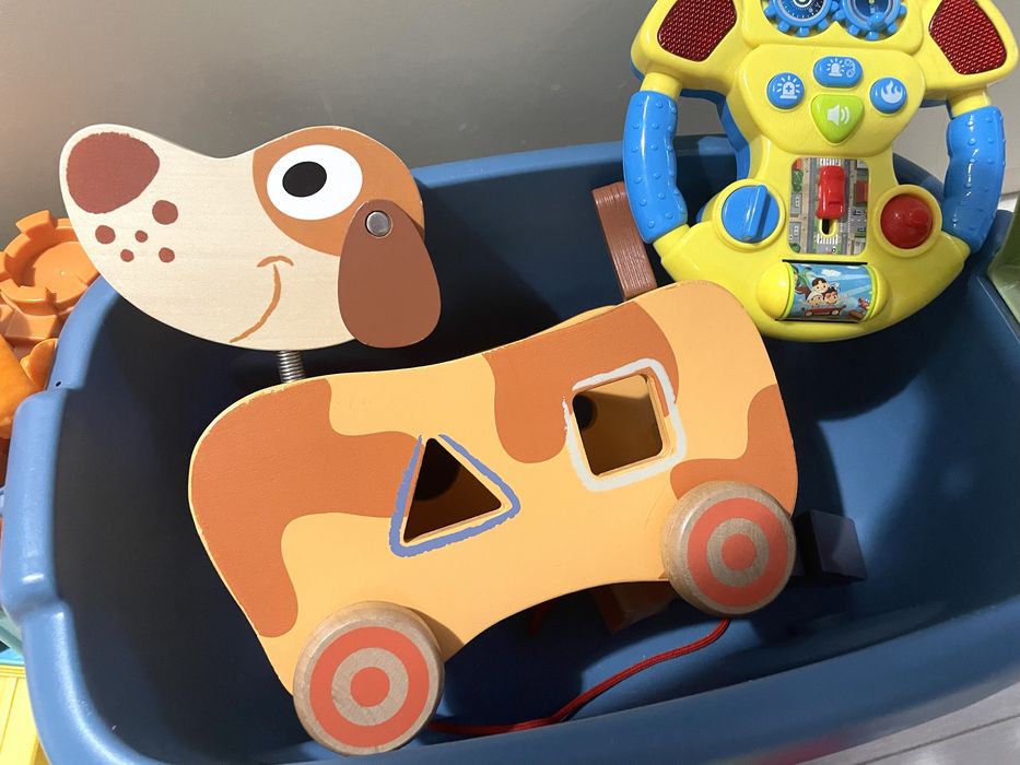 Carucior Smoby + catel lemn + cuburi + dino+ turn