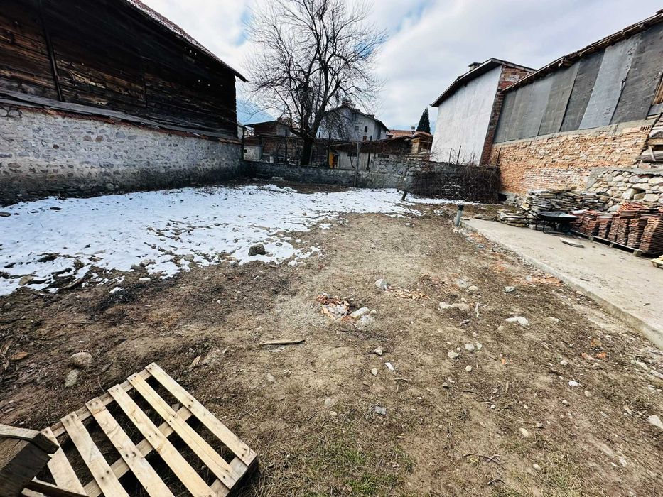 Продава се Къща в Банско - 250 кв.м за 1400 €/кв.м - Снимка #1