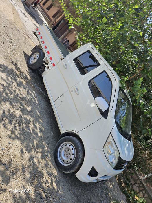 Changan yuk avtomobili sotiladi