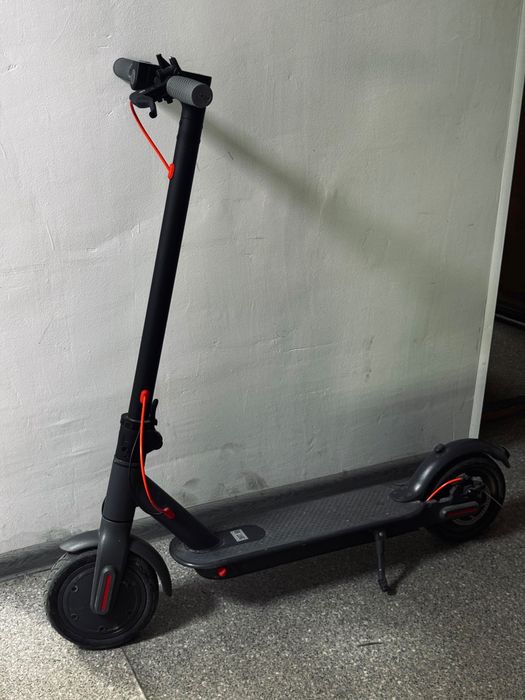 Самокат Xiaomi Mi Electric scooter 1s