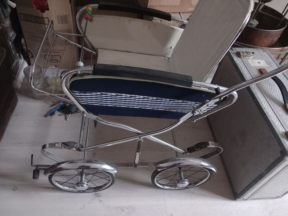 Carucior vechi pt copii