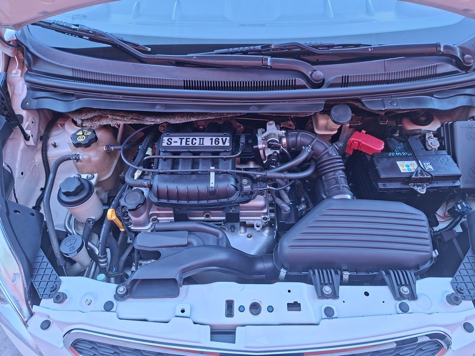 Спарк 2поз.сотилади