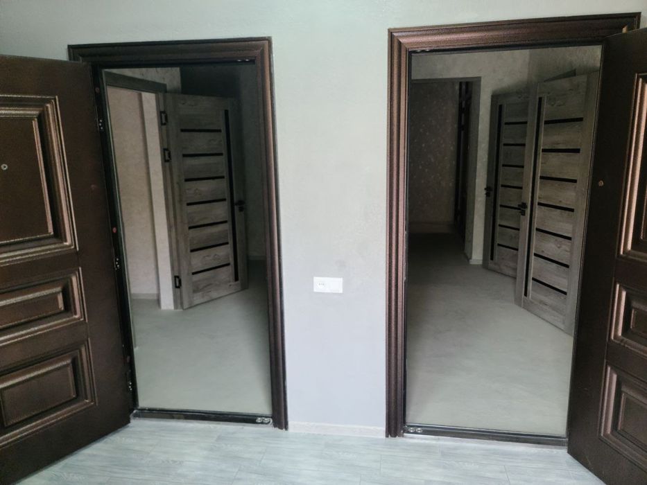 Участка сотилади  янги замонавий 400 кв автовокзал  оркасида.