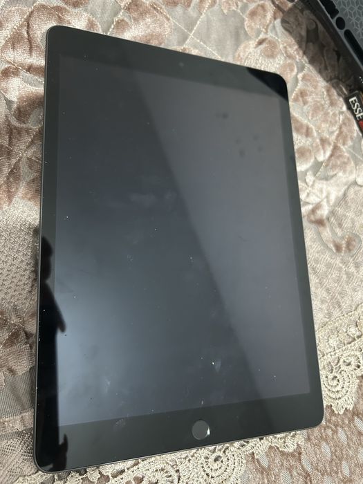 Продам новый айпад