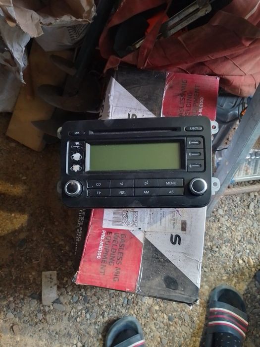 Radio cd mp3 vw original 2 din si un LG radio cd mp3
