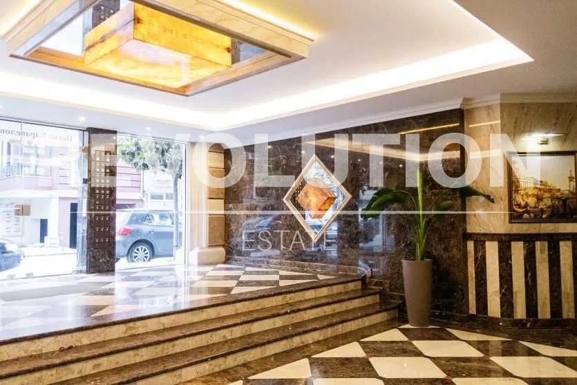 Дава се под наем Двустаен апартамент в Варна, Център - 82 кв.м за 800 € - Снимка #5