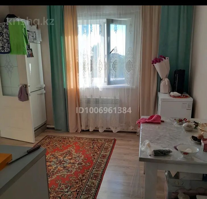 Подселение  ищу девушек, женщин