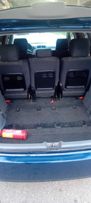 Toyota avensis verso