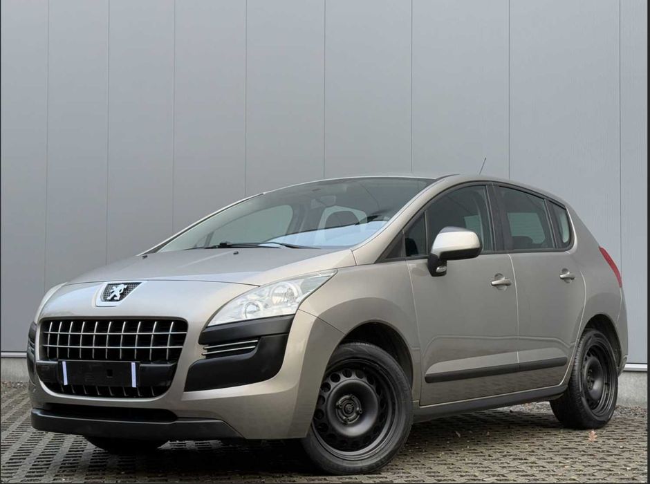 Peugeot 3008 1.6i Comfort - Benzina - Manual - 120 hp