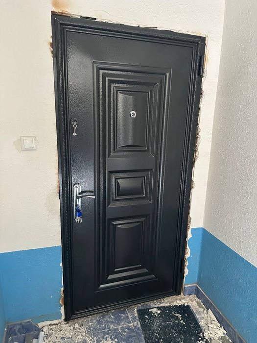 Temir eshik, железный двер