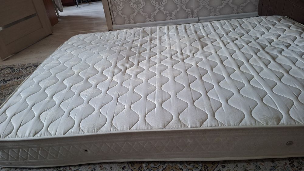 Матрас 2х спальный