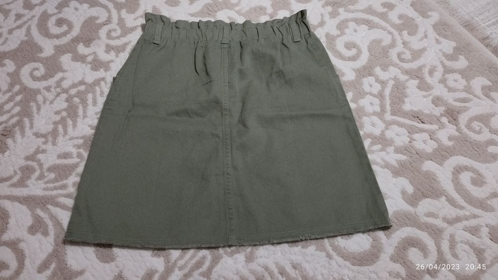 Нова Детска Пола за Момиче