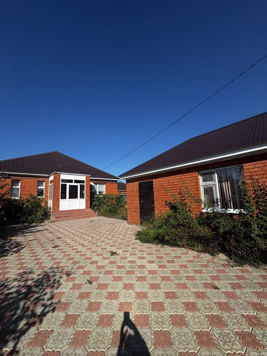 Продается дом с гаражом , 2018 г