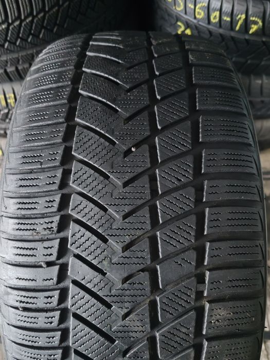 1 anvelopa 235 40 18