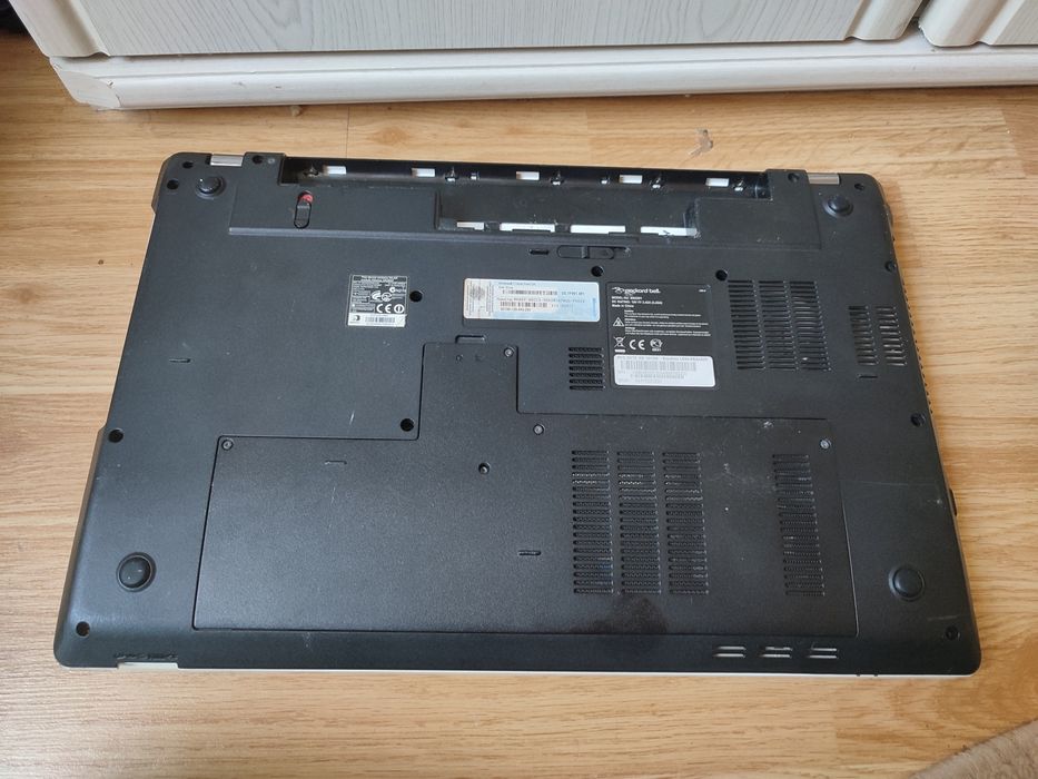 Carcasa completa + Balamale - Packard Bell LM94 LM81 LM82 LM83 LM87 98