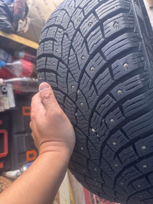 Продам шины в комплекте месяц ездил . Р 16