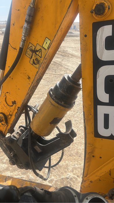 Услуга Экскаватора-погрузчика