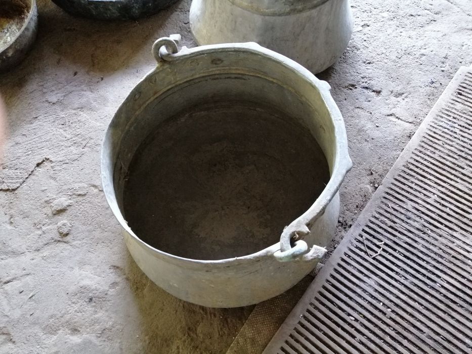 Медни бакъри тиган и тава медни 160лв. Всичко. Може и на бройка