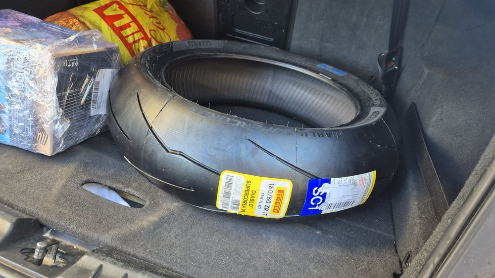 Pirelli Diablo Supercorsa v3 st1 180/60/17