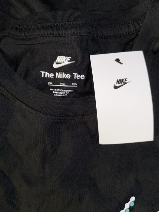 Тениска Nike Tee