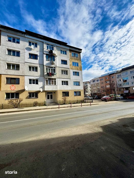 SE INCHIRIAZA apartament 2 camere, decomandat, mobilat, Falticeni, SV