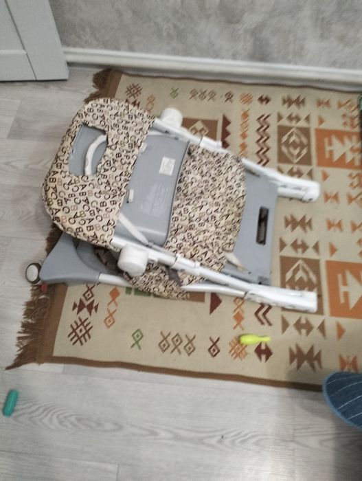 Продам детский стул для кормления