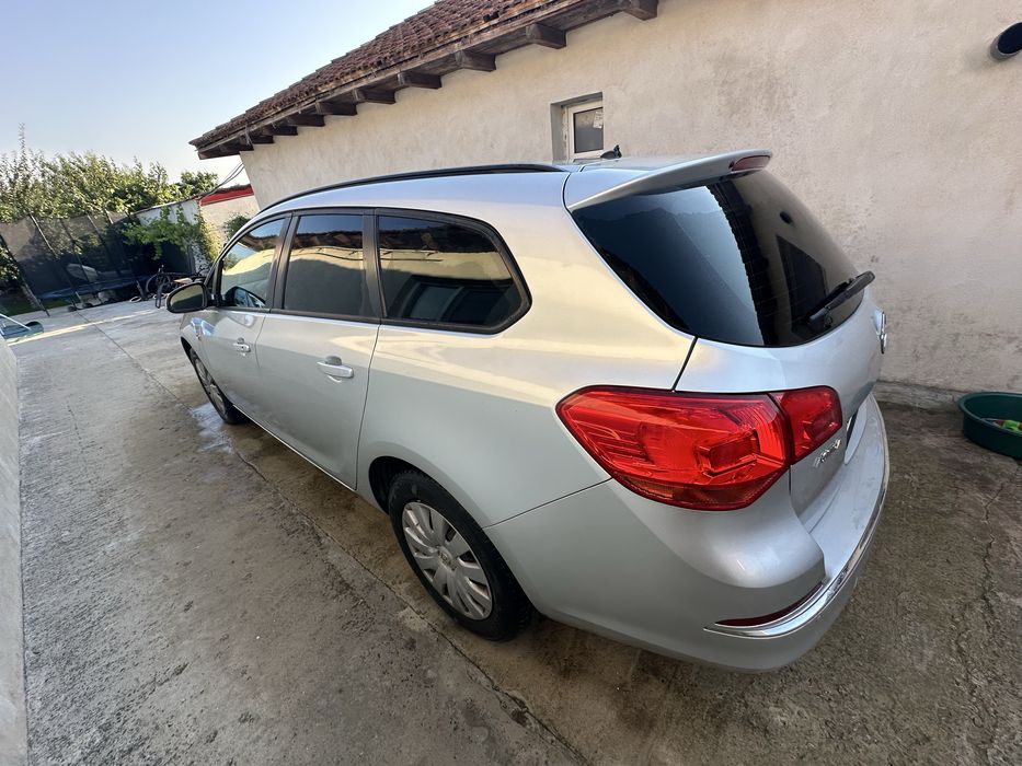 OPEL Astra 2015 — imagine 3