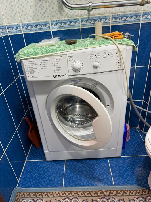 Продам стиральную машину