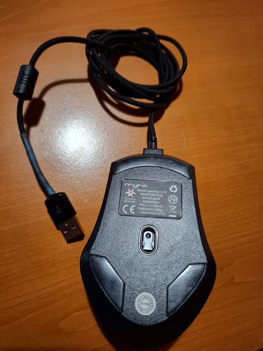 Mouse Gaming Myria MG7525 – 2400 DPI, LED RGB – ergonomic și fiabil!