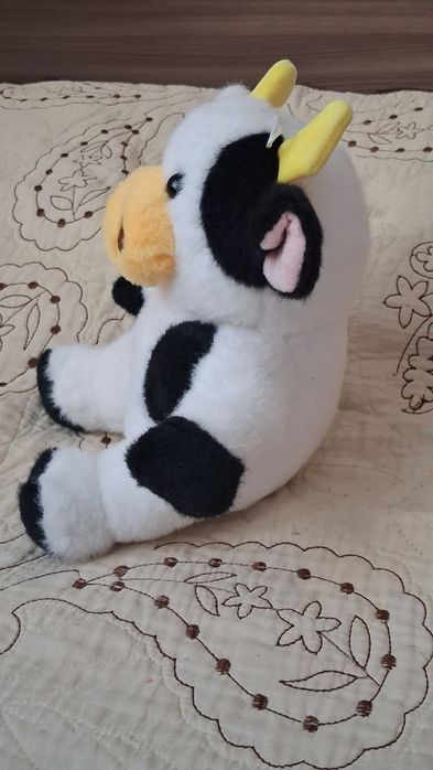 Кросовки 45  размер + игрушки и шнуры