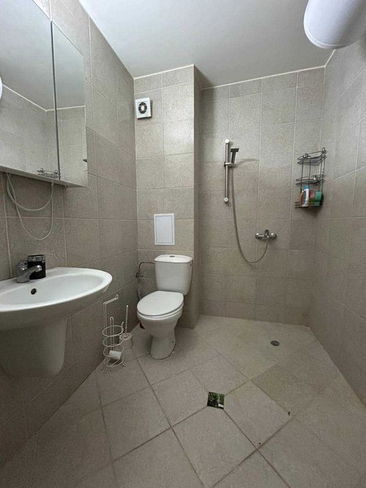 Дава се под наем Двустаен апартамент в Бургас, Сарафово - 52 кв.м за 458.49 € - Снимка #7