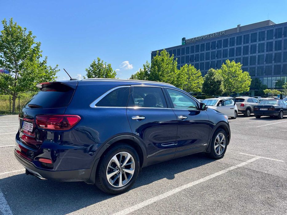 Продавам Kia Sorento EX V6 3.3 290 конски сили Пробег: 30000