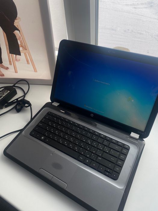 Күйі орта жағдайда ноутбук сатылымда