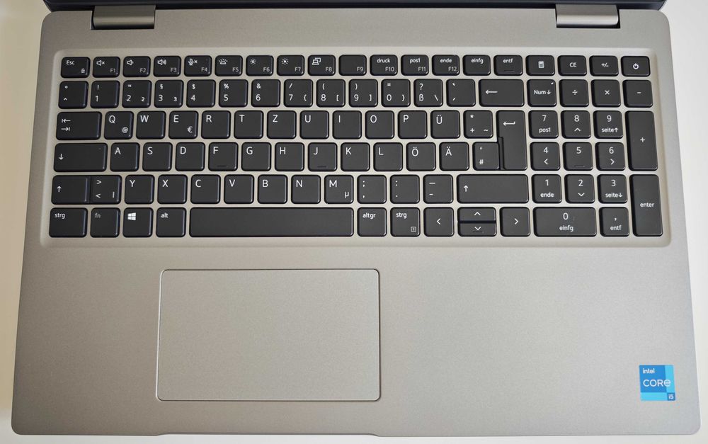 Dell Latitude 5520 FHD IPS i5-1145G7/256GB/8GB