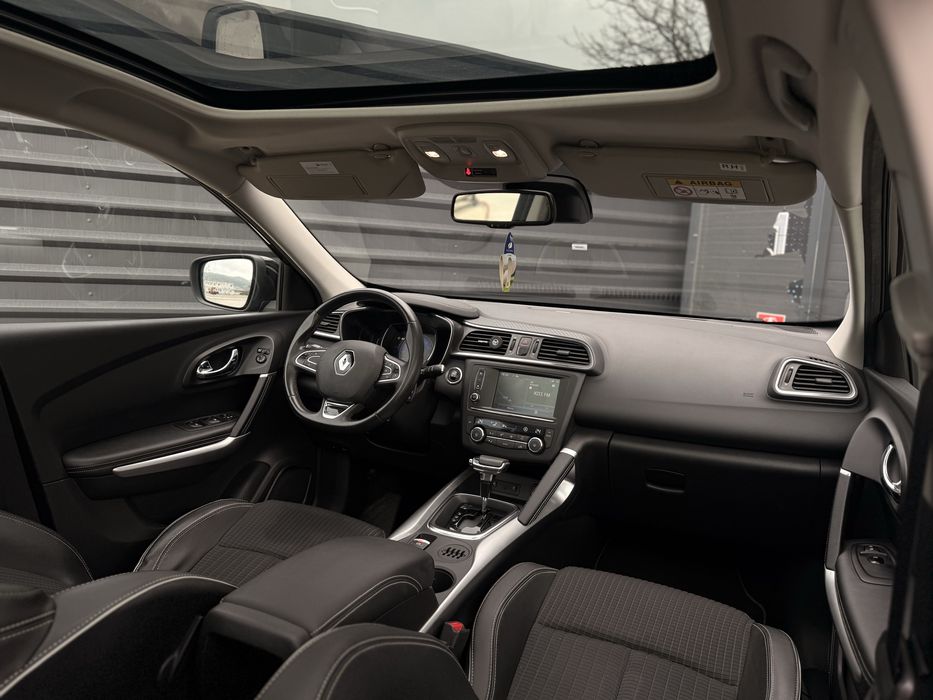 Renault Kadjar // Bose Edition // Trapă panoramică // 2017 // Full Led