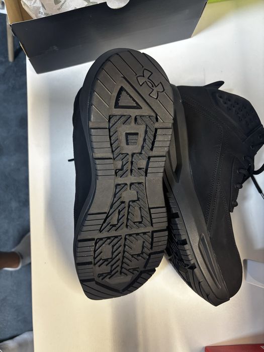 Зимние ботинки Under Armour