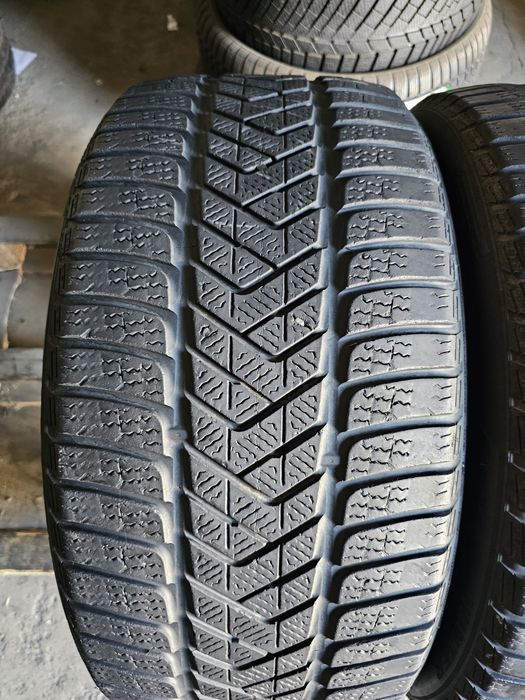 2 anvelope iarna 275 35 21 Pirelli