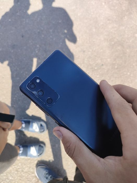 Samsung S20FE 128/6 обмен продажа