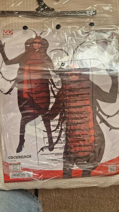 Costum gandac Halloween + Body Negru + Manusi