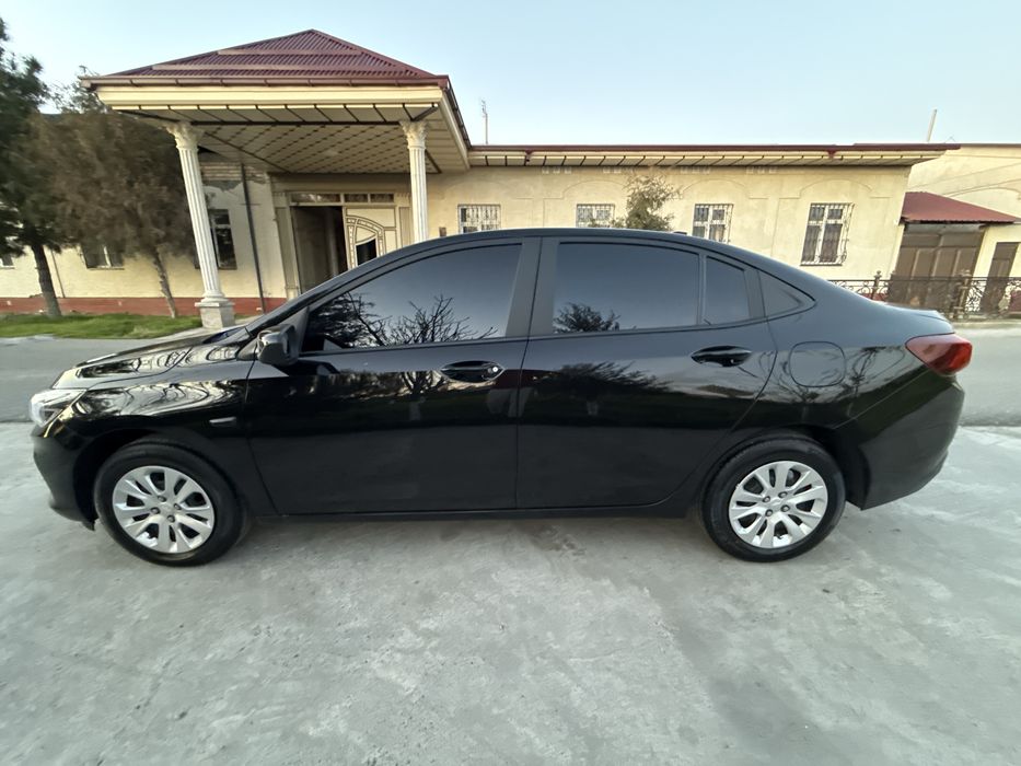 Onix sotiladi !!! Продается оникс !!!