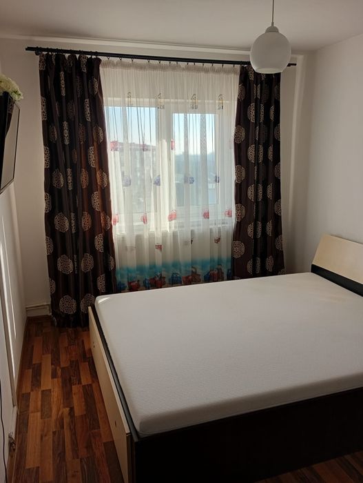 Apartament de închiriat